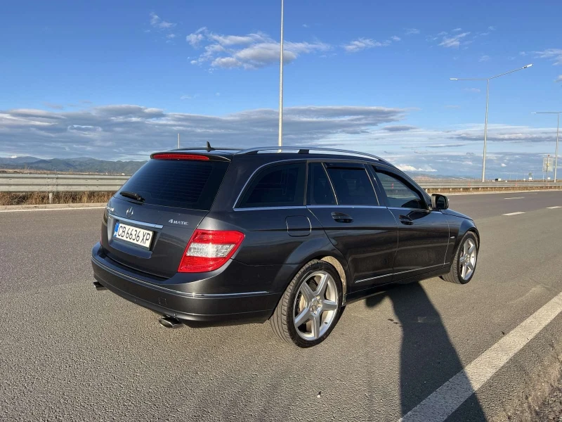 Mercedes-Benz C 320 W204, снимка 5 - Автомобили и джипове - 52679615