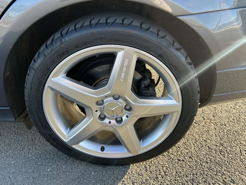 Mercedes-Benz C 320 W204, снимка 17 - Автомобили и джипове - 52679615