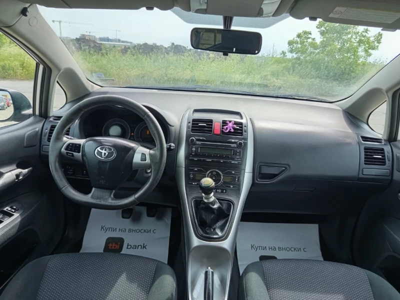 Toyota Auris, снимка 7 - Автомобили и джипове - 53086638