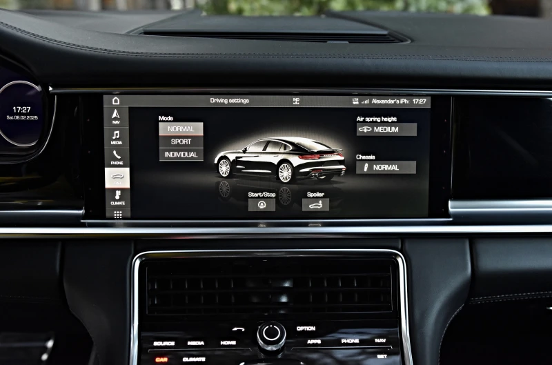 Porsche Panamera 4S 440 hp, снимка 11 - Автомобили и джипове - 53170959