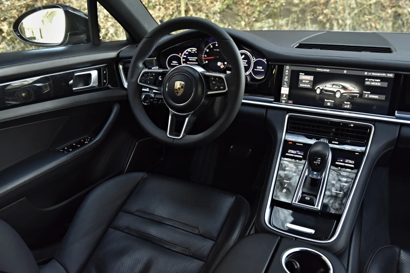 Porsche Panamera 4S 440 hp, снимка 10 - Автомобили и джипове - 53170959