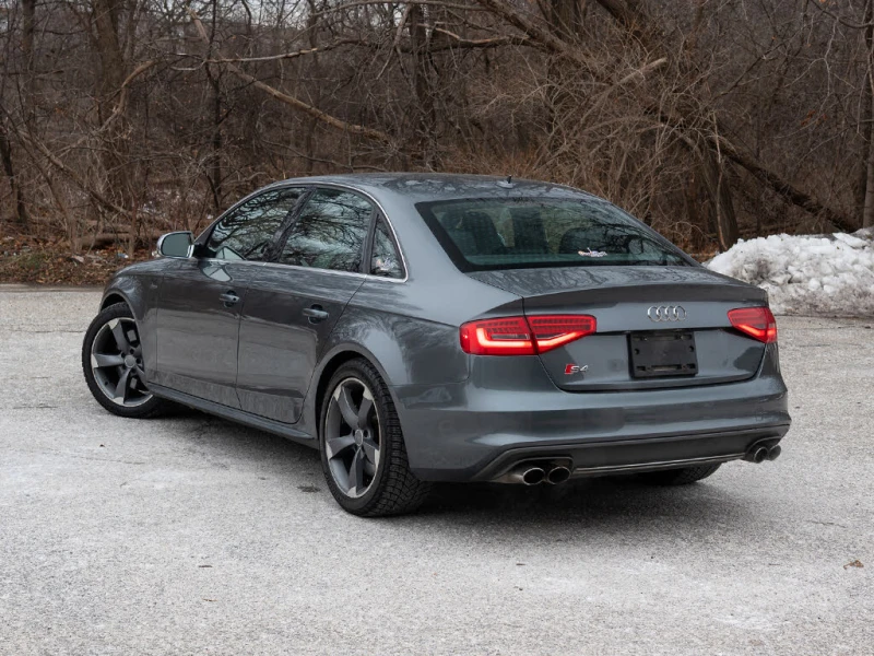 Audi S4 quattro Progressiv* АвтоКредит* (Цена до БГ) , снимка 4 - Автомобили и джипове - 53454644