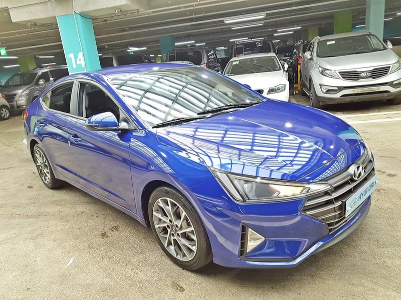 Hyundai Elantra, снимка 7 - Автомобили и джипове - 43229081