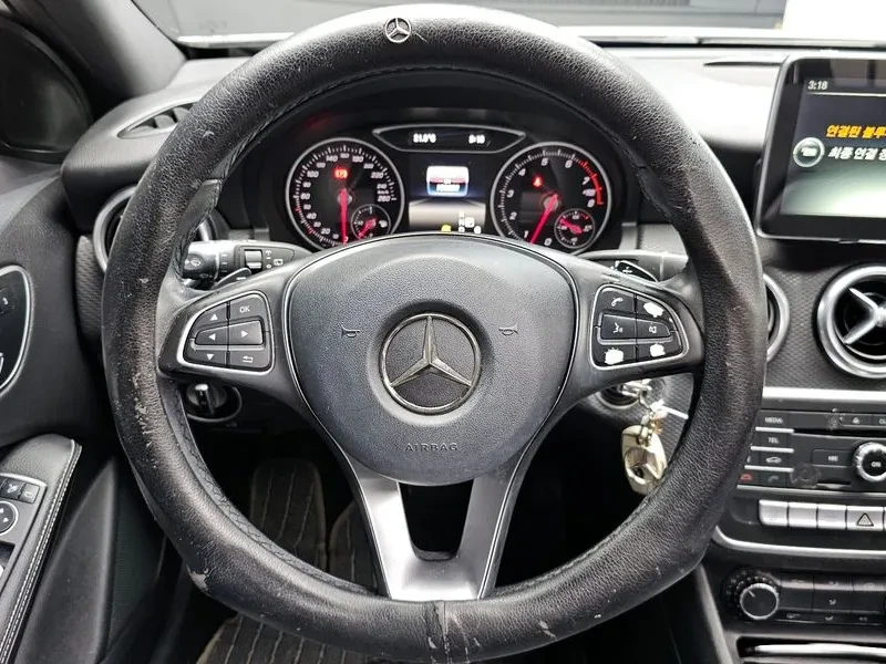 Mercedes-Benz A 200 2.0, снимка 13 - Автомобили и джипове - 54279040