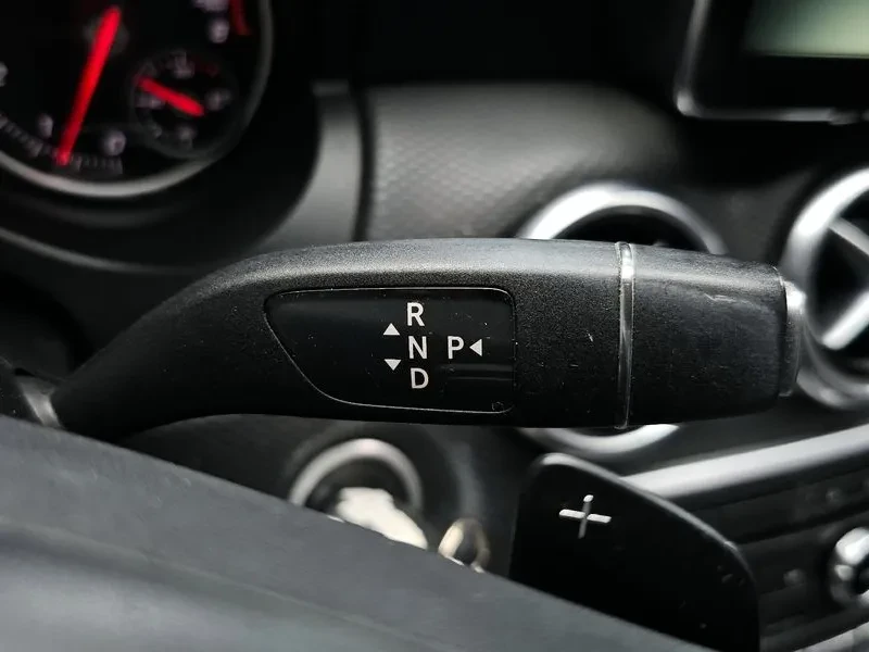 Mercedes-Benz A 200 2.0, снимка 9 - Автомобили и джипове - 54279040