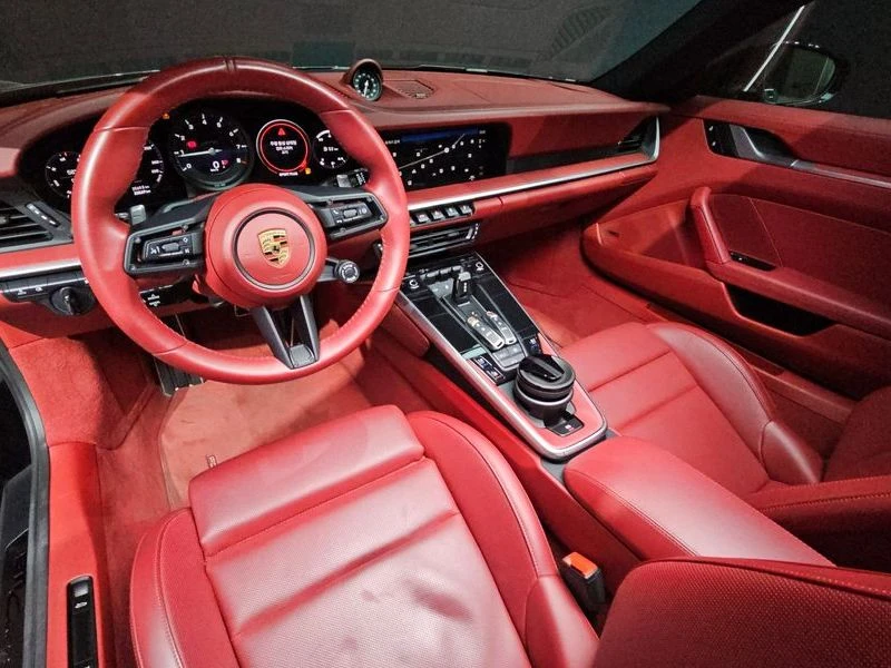 Porsche 911 Carrera 4 GTS| 473к.с.| ВКЛ.ТЕХНОТЕСТ, снимка 7 - Автомобили и джипове - 55375731