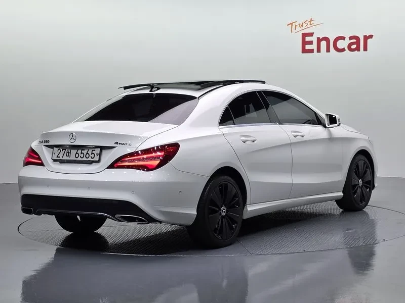 Mercedes-Benz CLA 250 4MATIC - САМО 30% АВАНС, снимка 5 - Автомобили и джипове - 56020162