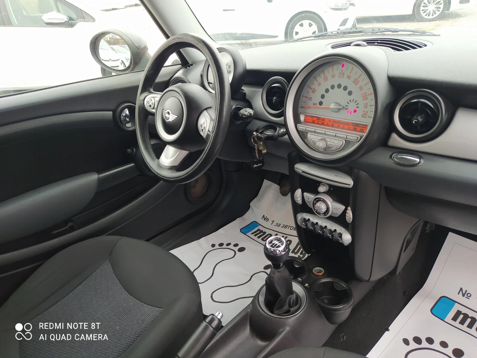 Mini Cooper 1.4 БЕНЗИН - изображение 8