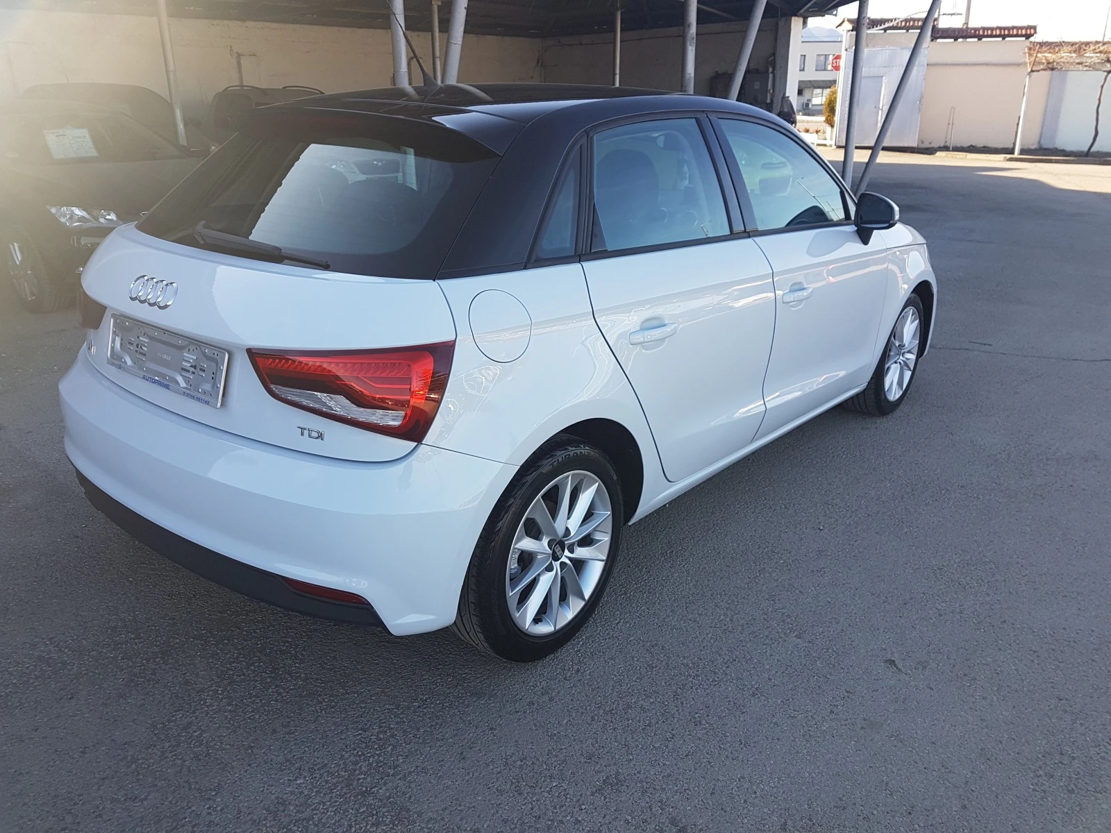 Audi A1 1.6TDI 116кс - изображение 5