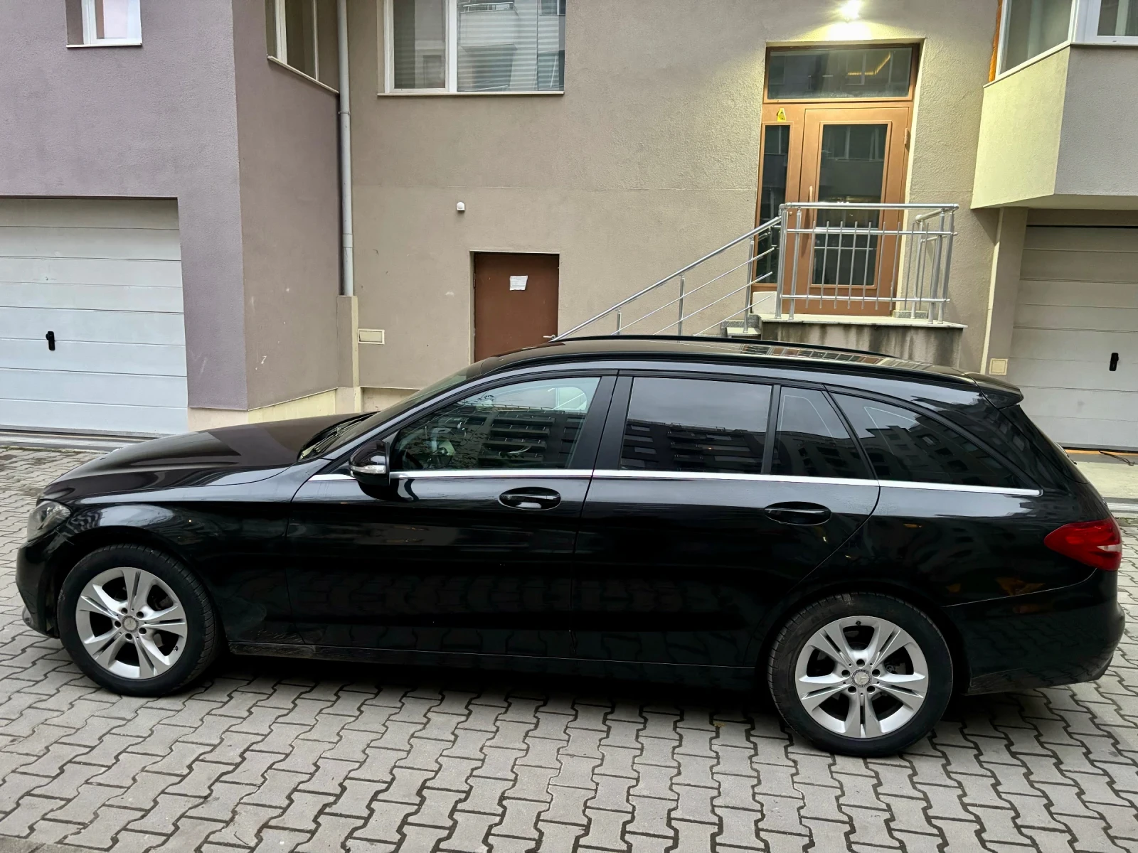 Mercedes-Benz C 180 1.6 CDI - изображение 4