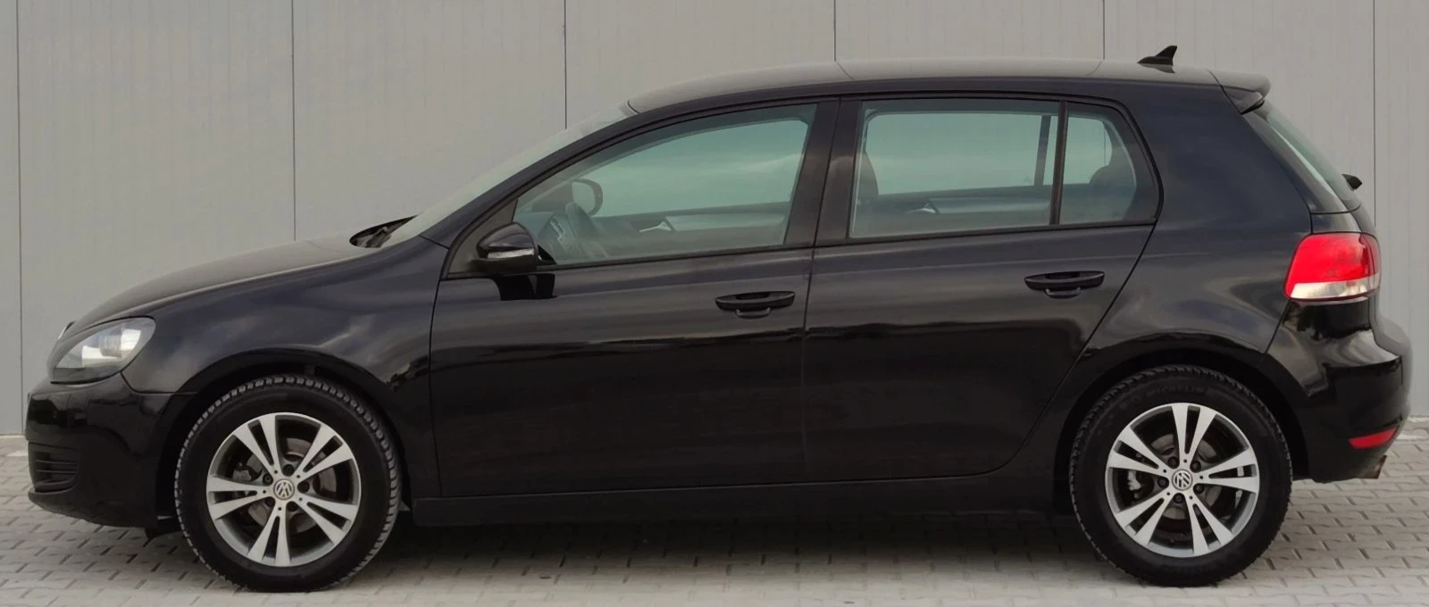 VW Golf 2.0TDI* NAVI*  - изображение 6