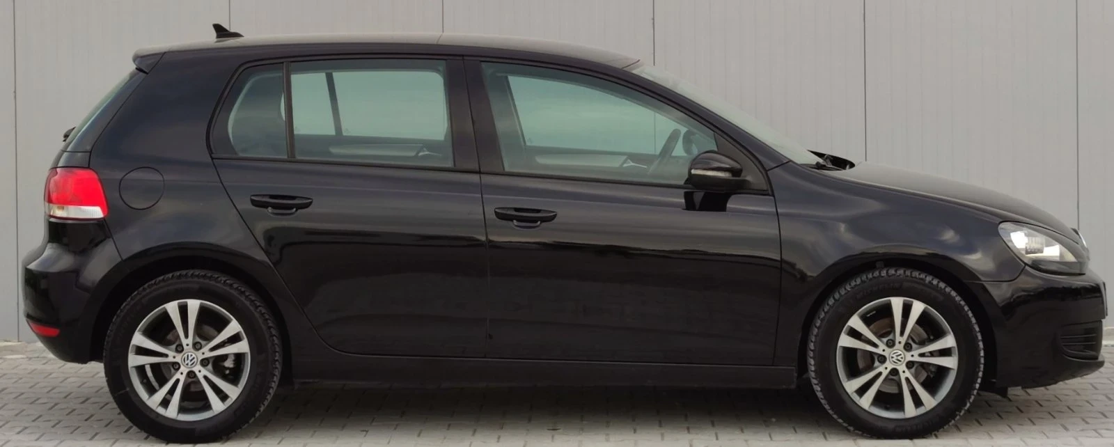 VW Golf 2.0TDI* NAVI*  - изображение 2