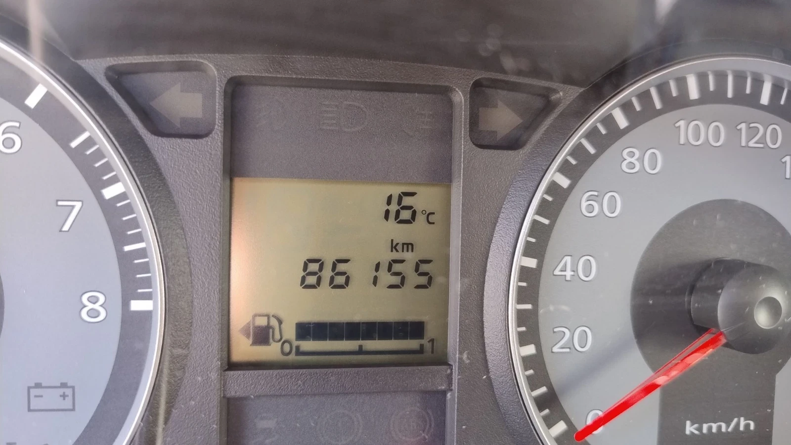 Mitsubishi Colt 1.1 Бензин НА ЧАСТИ - изображение 8