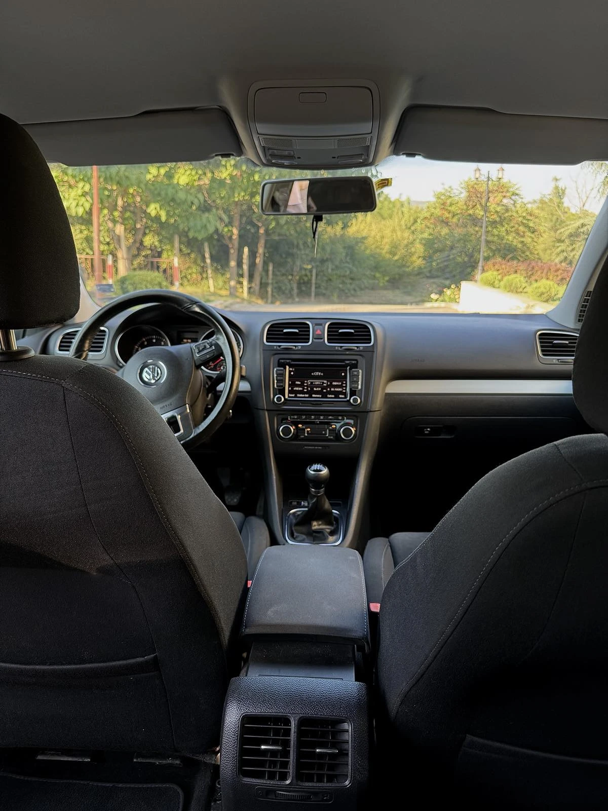 VW Golf 1.6 BiFuel Обслужена - изображение 6