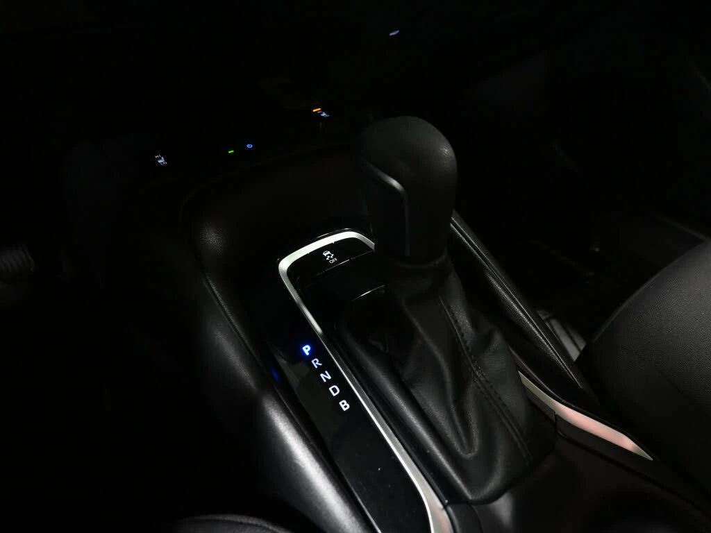 Toyota Corolla, снимка 15 - Автомобили и джипове - 53828520