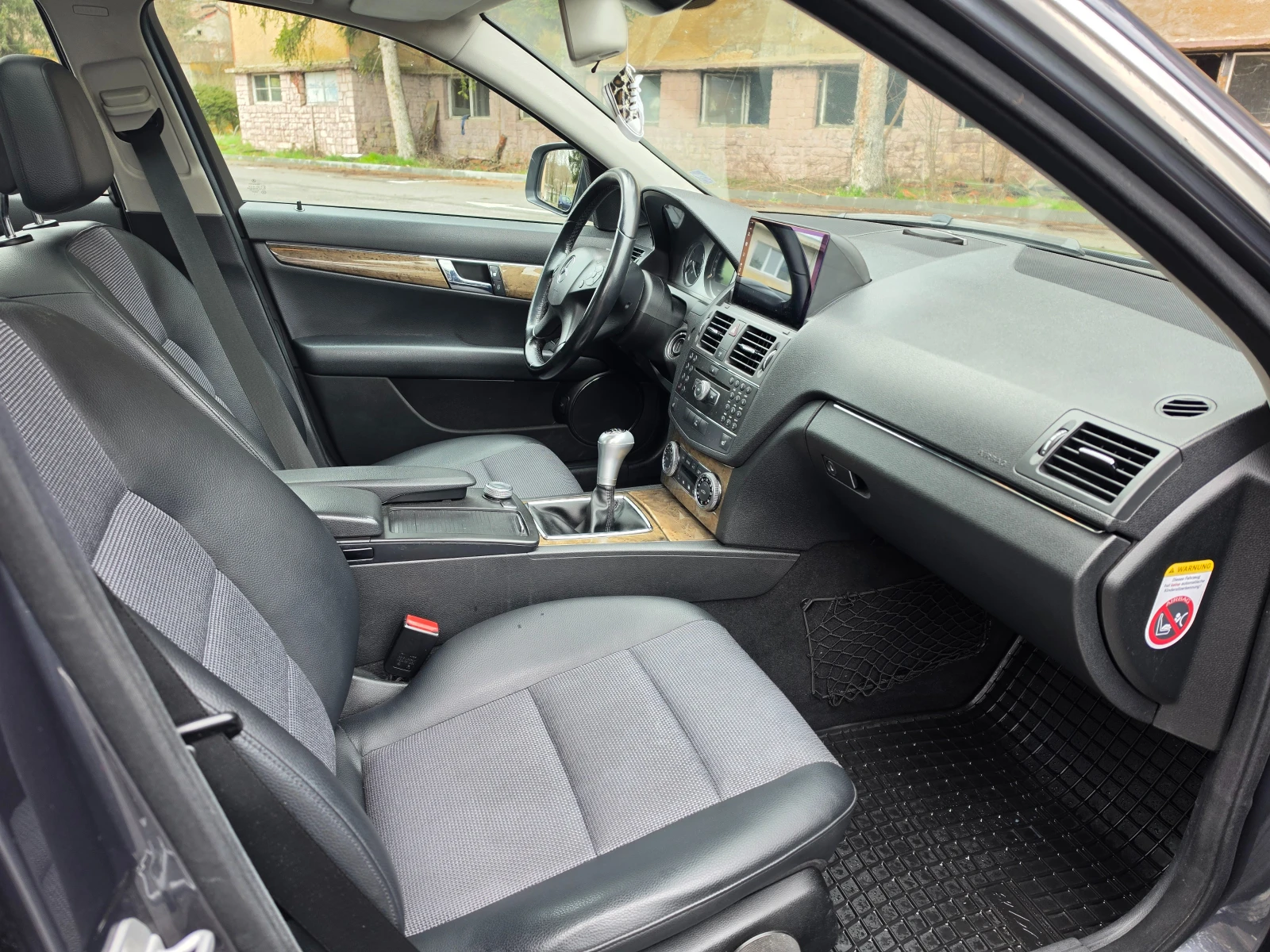 Mercedes-Benz C 200 Avantgarde OM646, снимка 7 - Автомобили и джипове - 54013919