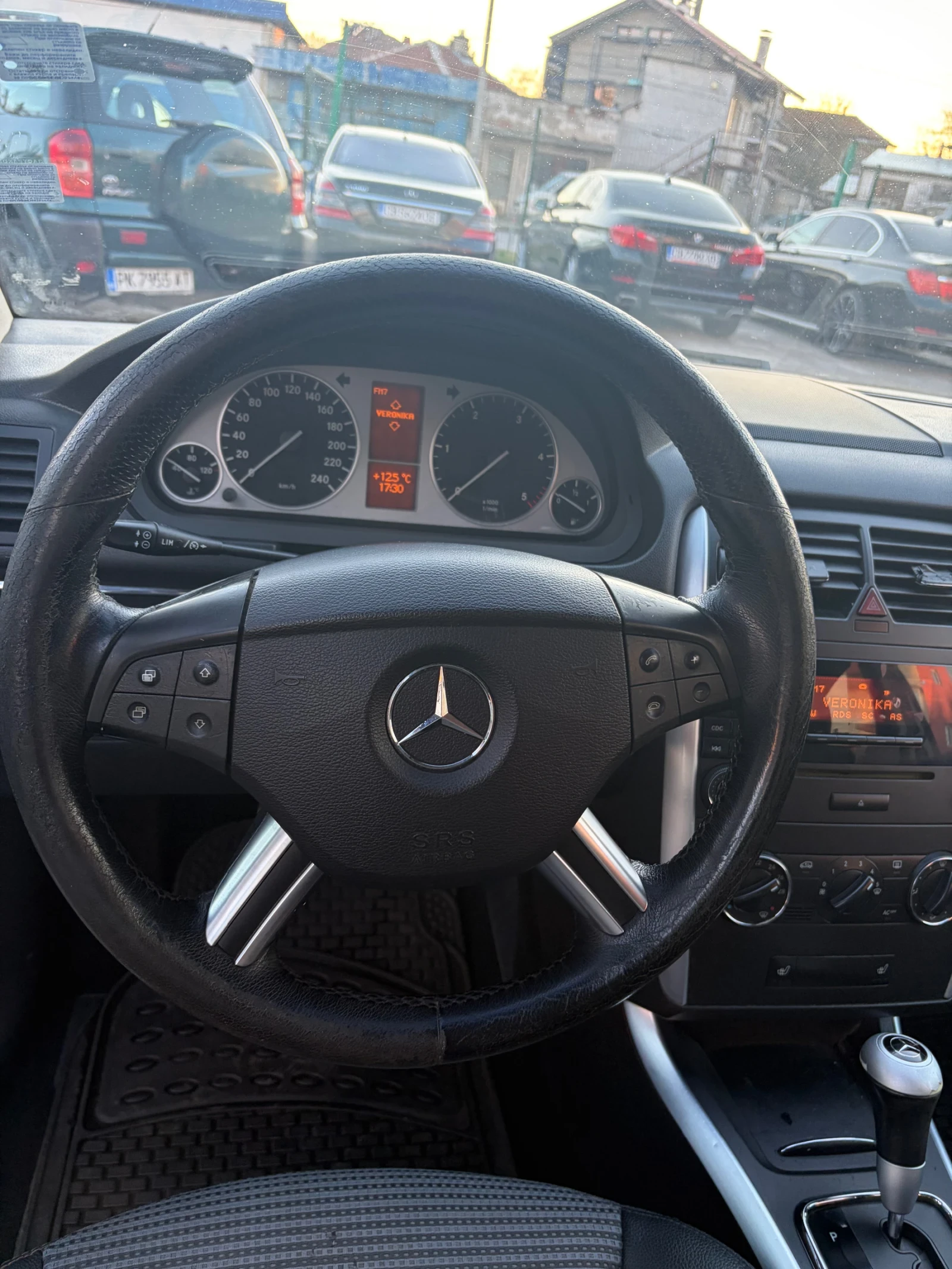 Mercedes-Benz B 200, снимка 11 - Автомобили и джипове - 54163229
