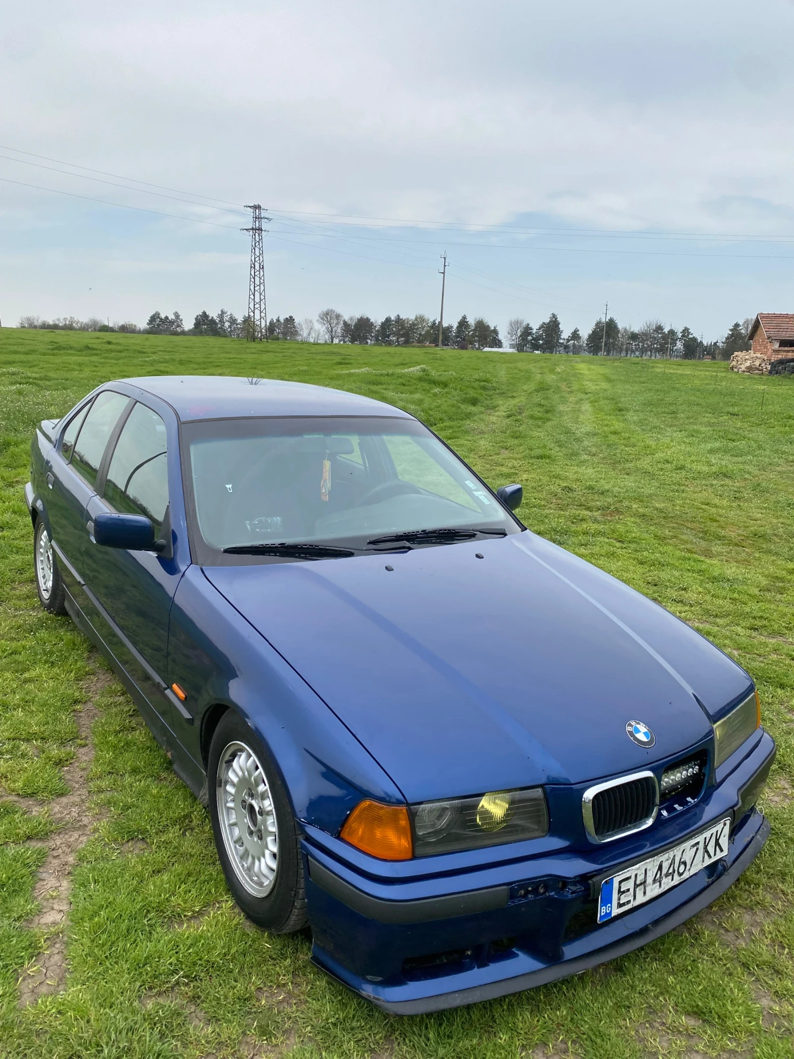 BMW 318, снимка 2 - Автомобили и джипове - 54207131