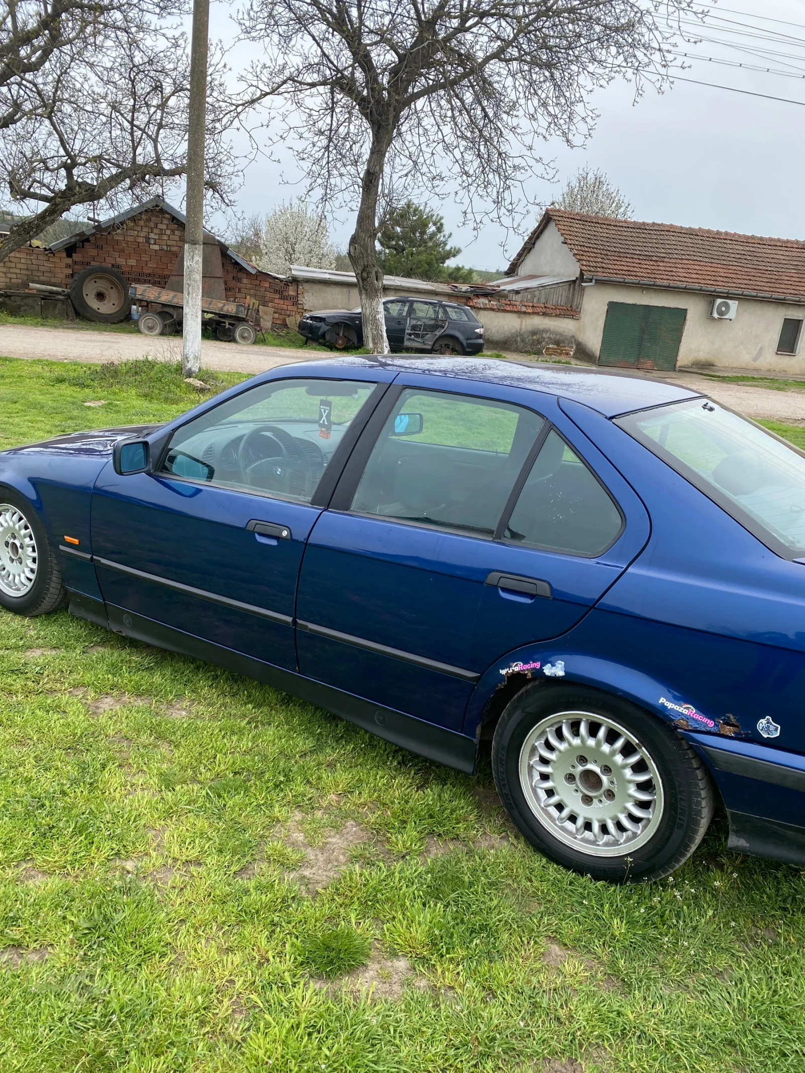 BMW 318, снимка 7 - Автомобили и джипове - 54207131