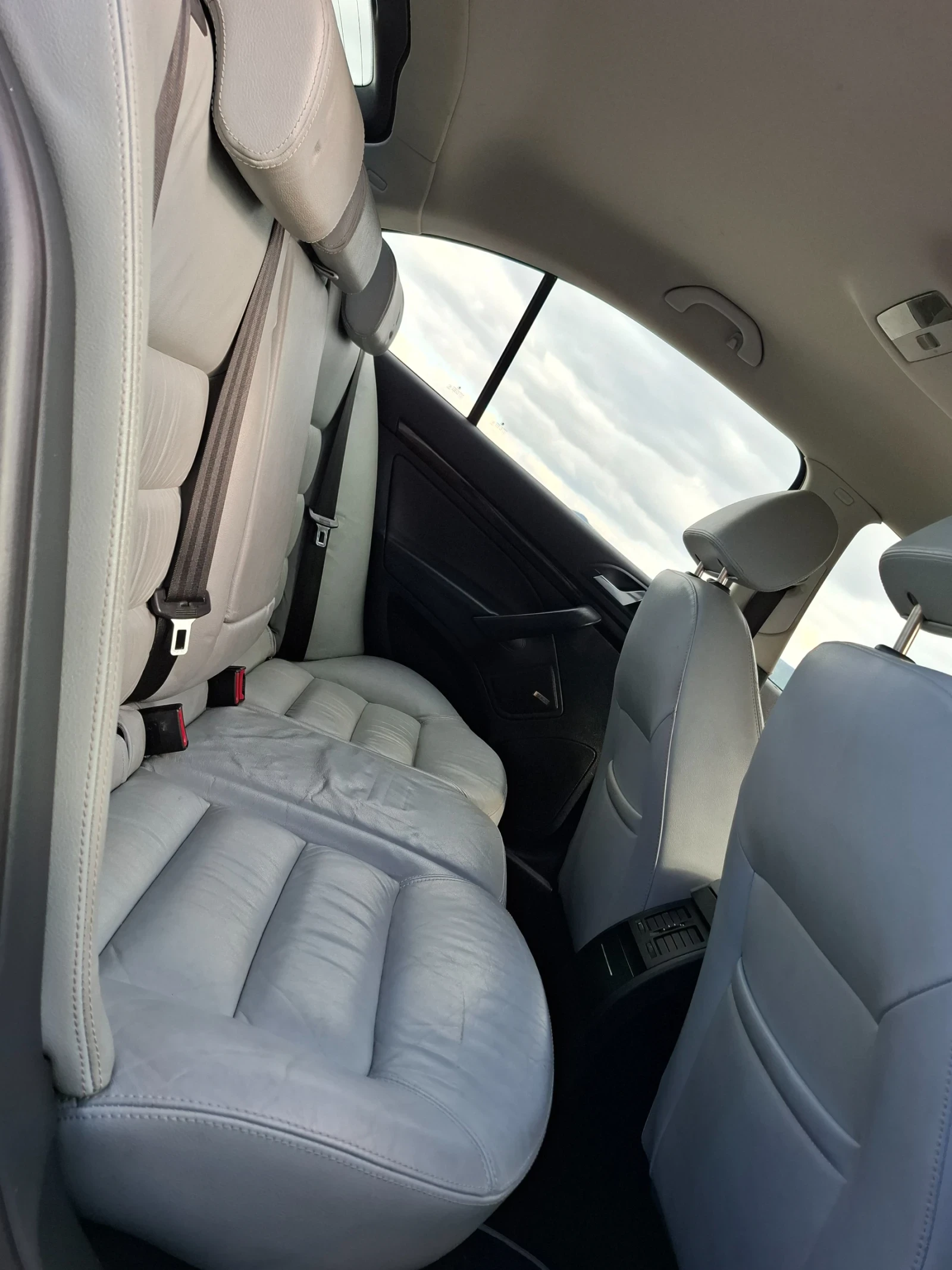 Skoda Octavia 1.9TDI* (105кс)* EDITION-100* * HOB BHOC* * , снимка 16 - Автомобили и джипове - 54401043