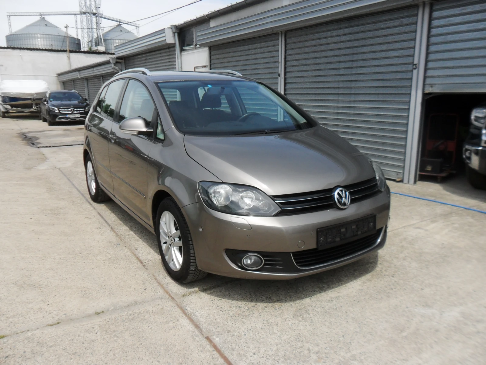 VW Golf Plus 1, 6-TDI-NAVI-KLIMA -ITALY-HILINE-, снимка 4 - Автомобили и джипове - 54608877