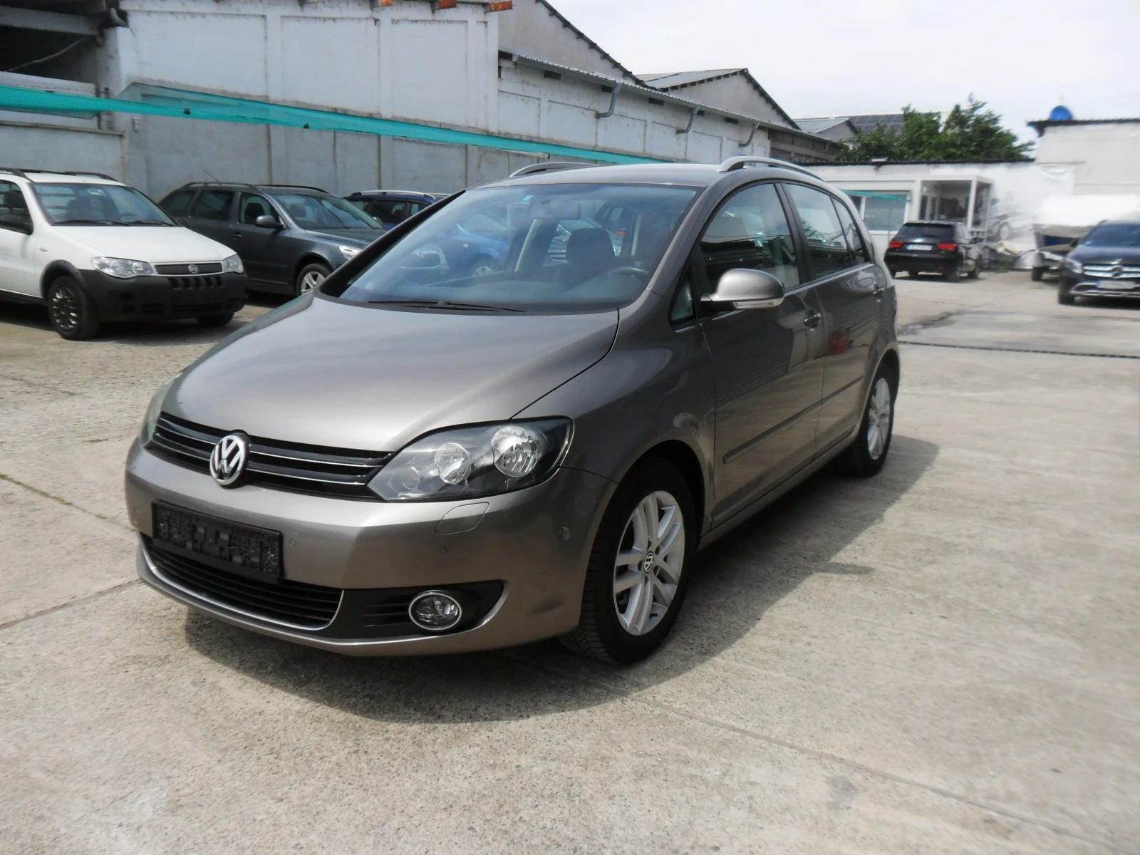 VW Golf Plus 1, 6-TDI-NAVI-KLIMA -ITALY-HILINE-, снимка 2 - Автомобили и джипове - 54608877