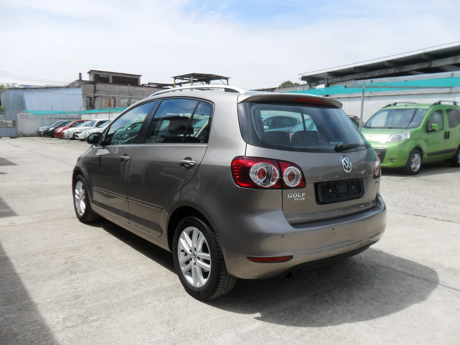 VW Golf Plus 1, 6-TDI-NAVI-KLIMA -ITALY-HILINE-, снимка 8 - Автомобили и джипове - 54608877