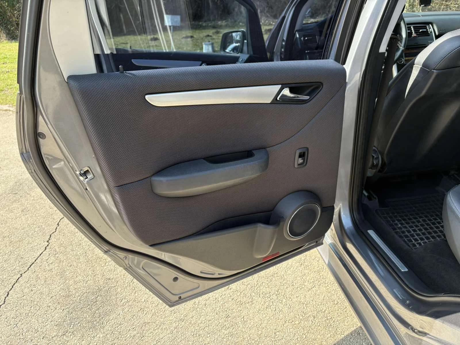 Mercedes-Benz B 200, снимка 17 - Автомобили и джипове - 54984563