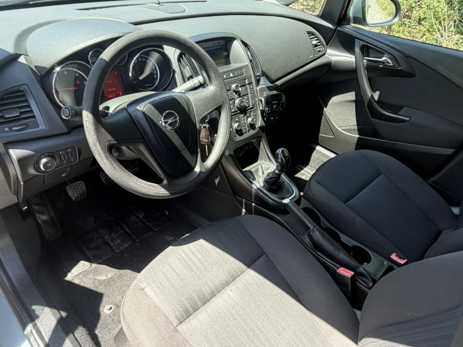 Opel Astra, снимка 5 - Автомобили и джипове - 55183452