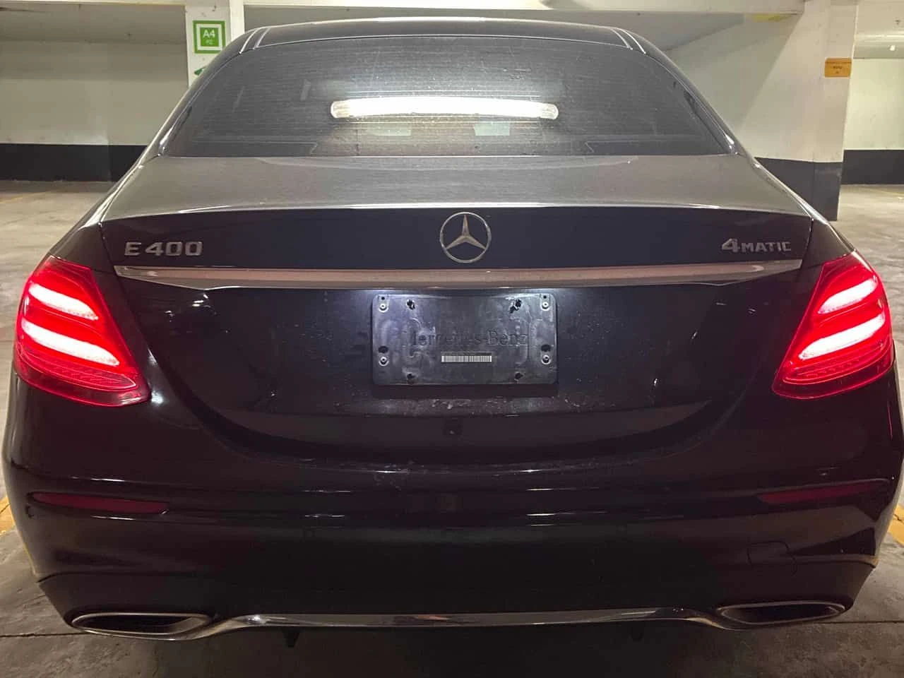 Mercedes-Benz E 400 * CARFAX * ОПЦИЯ ЗА ФИНАНСИРАНЕ , снимка 4 - Автомобили и джипове - 55396719