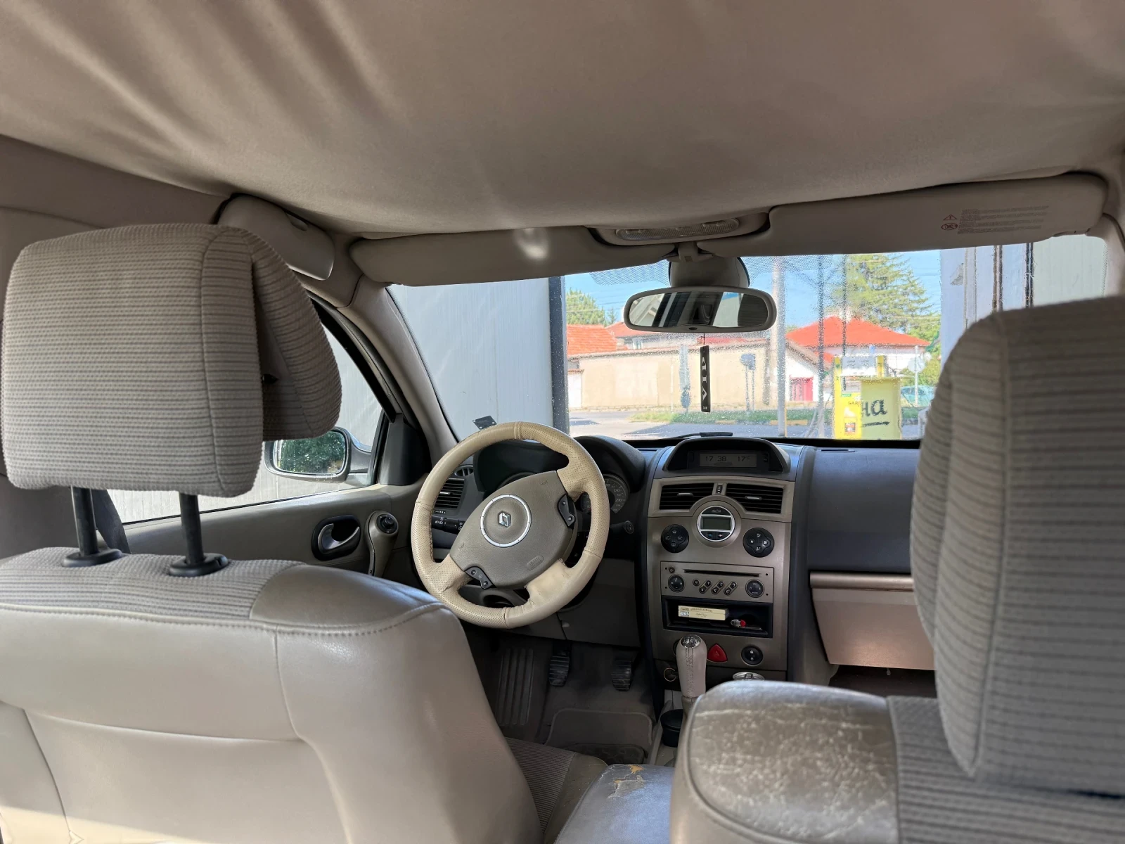 Renault Megane, снимка 9 - Автомобили и джипове - 55424171
