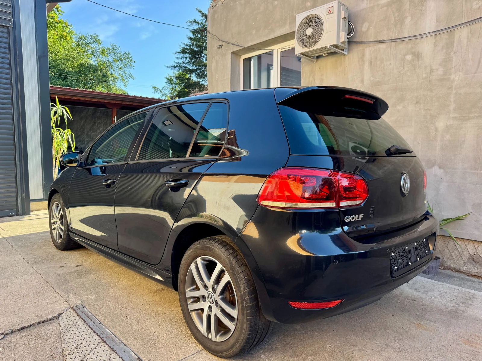 VW Golf 1.6TDi-GT, снимка 3 - Автомобили и джипове - 55500253