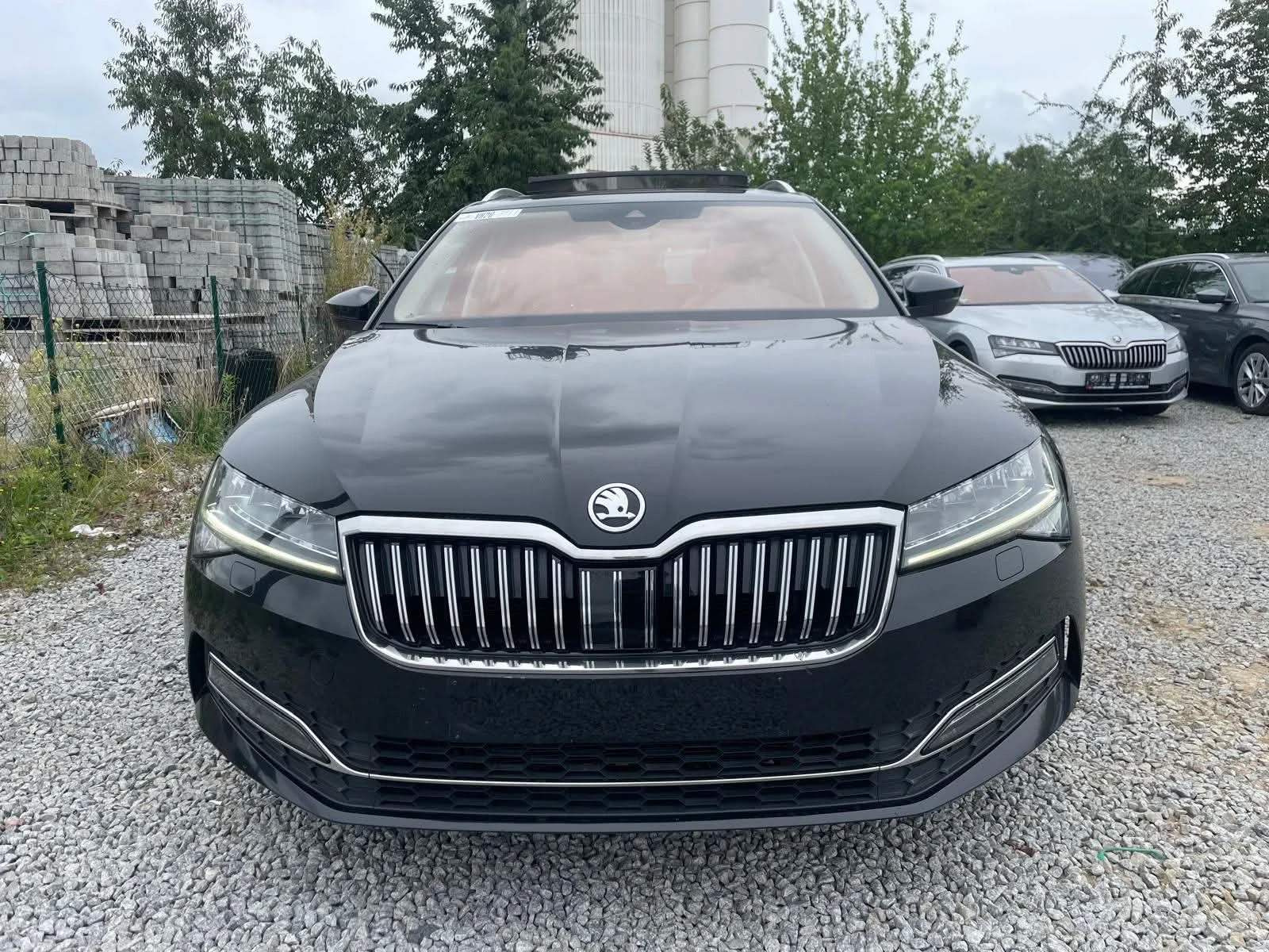 Skoda Superb 2.0 TDI, снимка 3 - Автомобили и джипове - 55739511