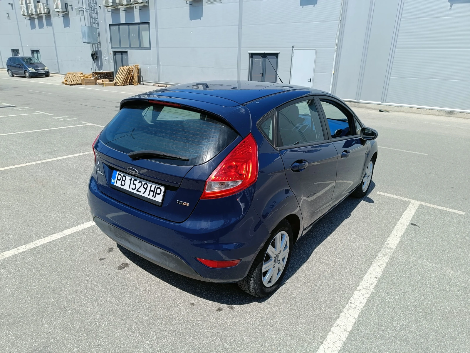 Ford Fiesta 1.4, снимка 5 - Автомобили и джипове - 55786491
