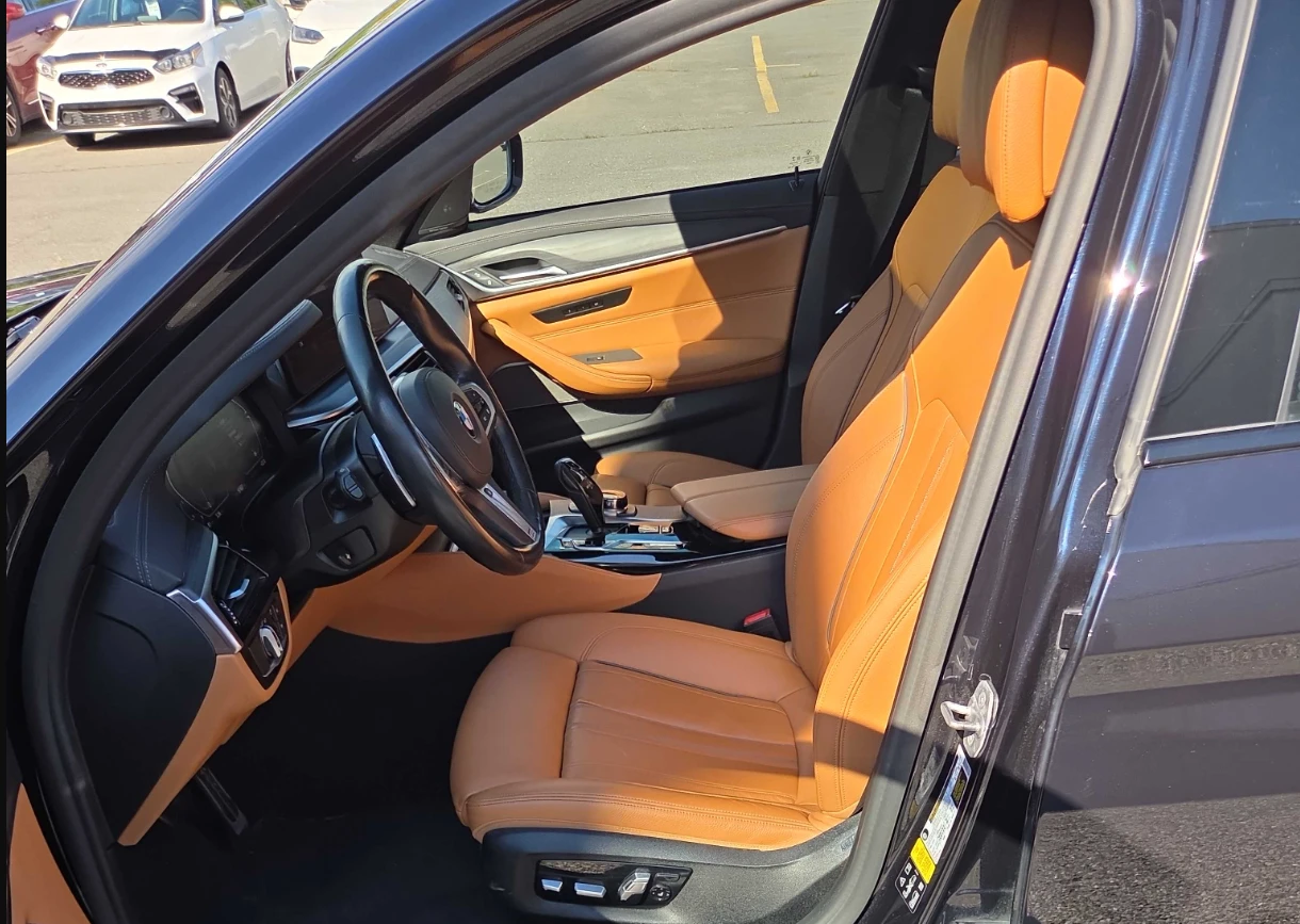 BMW 540 xDrive* M-pack* Harman* Head UP* 360VIEW* Keyless, снимка 10 - Автомобили и джипове - 55933140