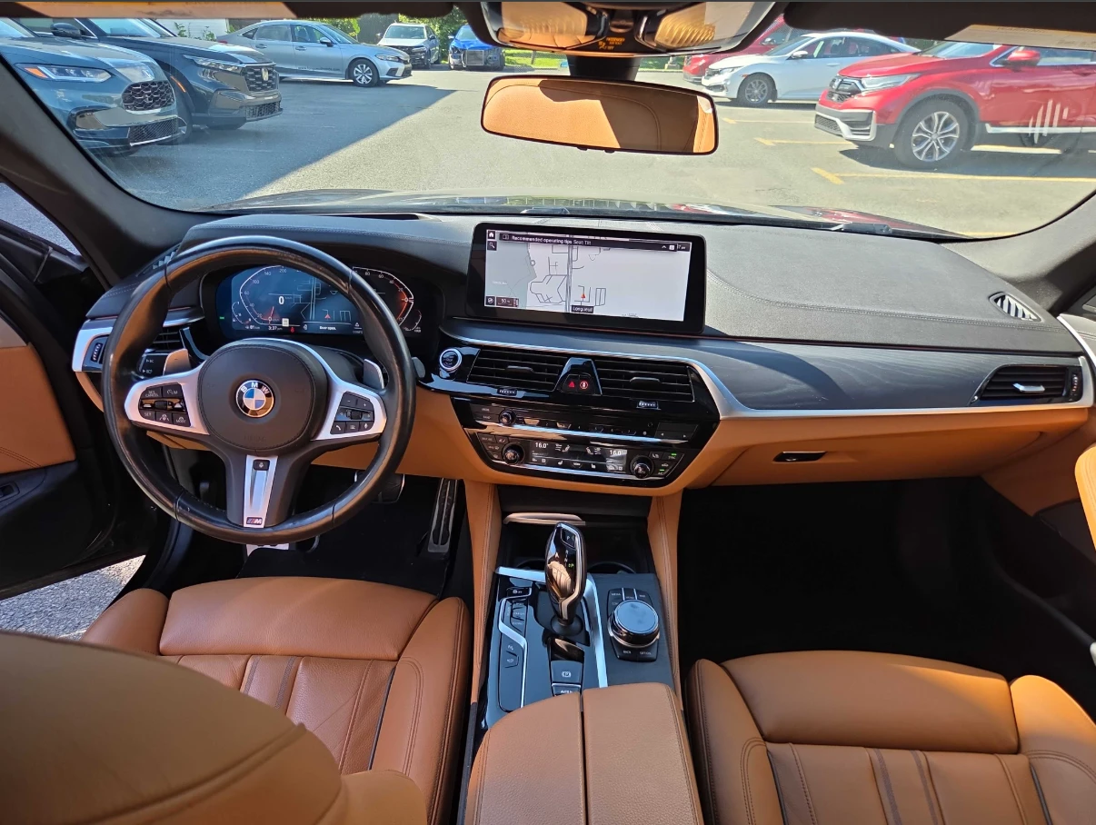 BMW 540 xDrive* M-pack* Harman* Head UP* 360VIEW* Keyless, снимка 11 - Автомобили и джипове - 55933140