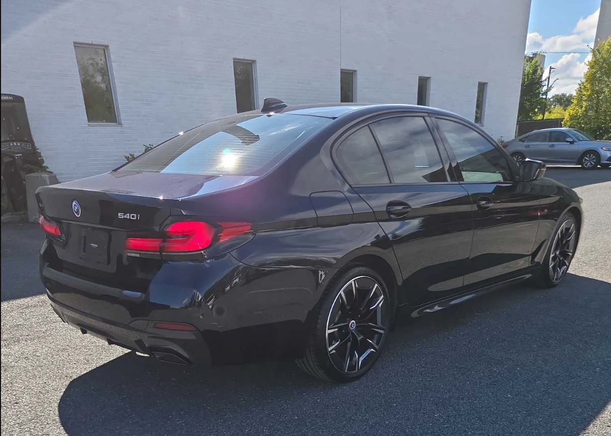 BMW 540 xDrive* M-pack* Harman* Head UP* 360VIEW* Keyless, снимка 4 - Автомобили и джипове - 55933140