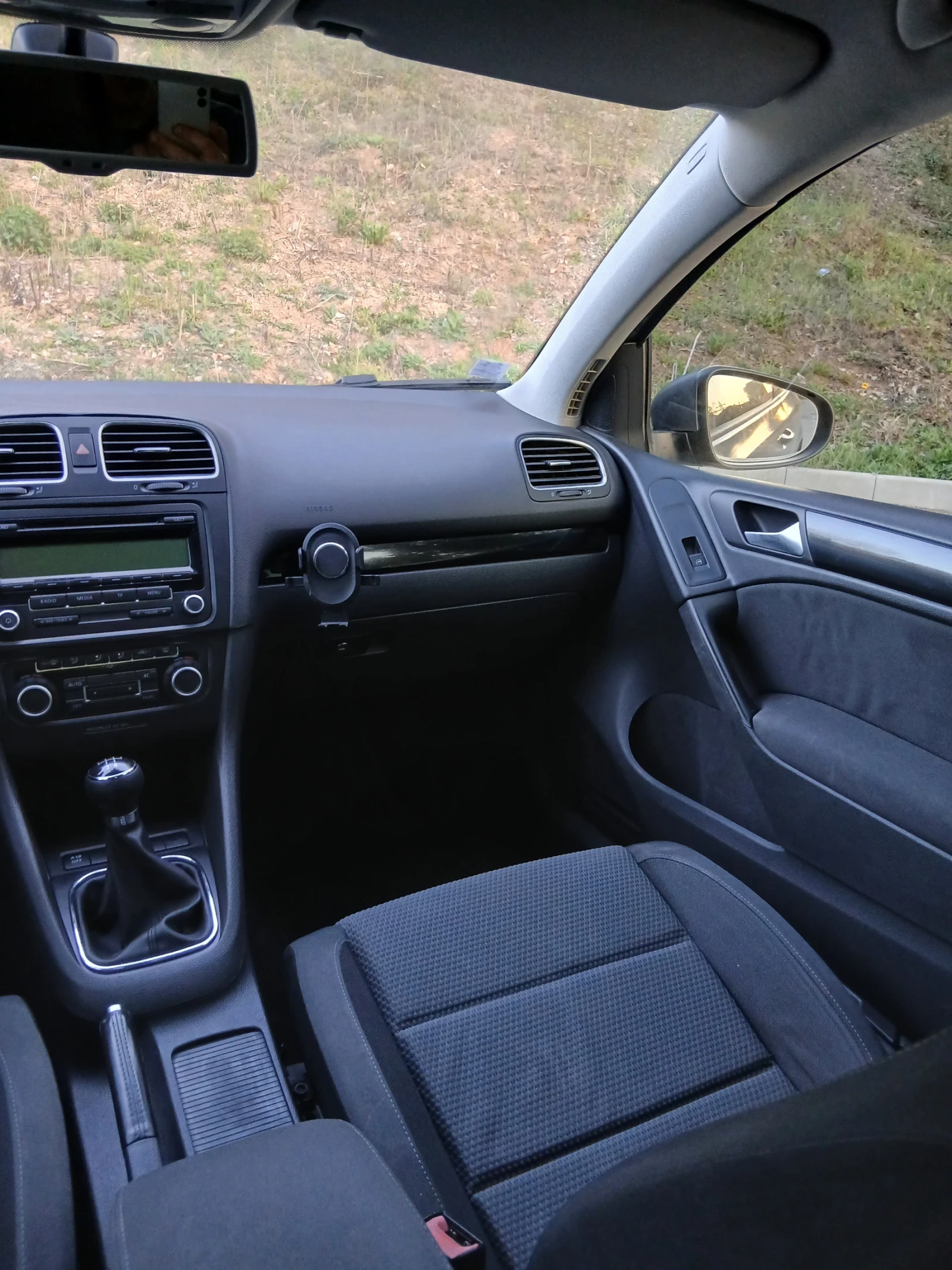 VW Golf 2.0TDI, снимка 7 - Автомобили и джипове - 55969878