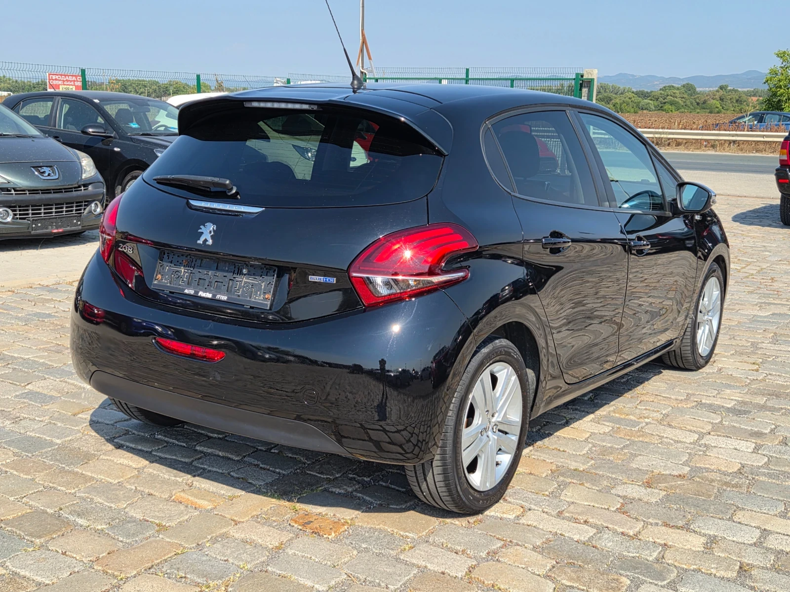 Peugeot 208 1.6HDI 99кс 89000км. ЕВРО 6, снимка 6 - Автомобили и джипове - 56007525