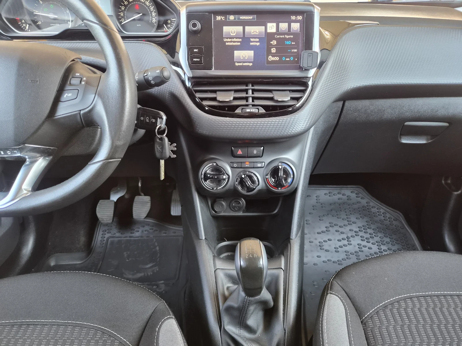 Peugeot 208 1.6HDI 99кс 89000км. ЕВРО 6, снимка 15 - Автомобили и джипове - 56007525