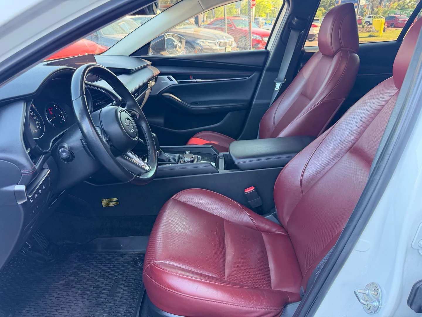 Mazda 3, снимка 9 - Автомобили и джипове - 56020866