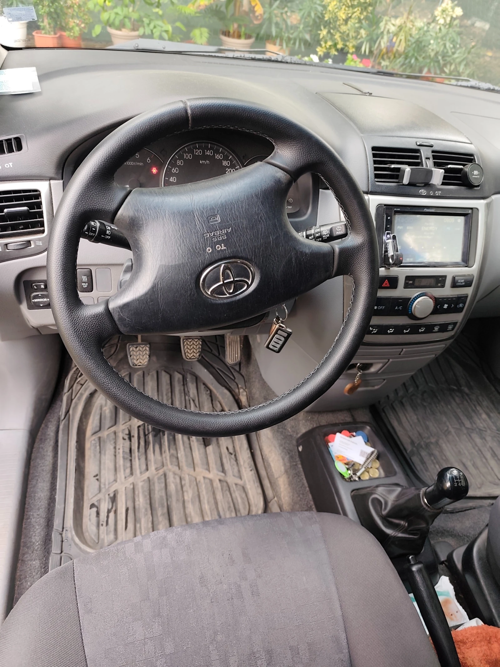 Toyota Avensis verso 6+ 1, снимка 6 - Автомобили и джипове - 56222241