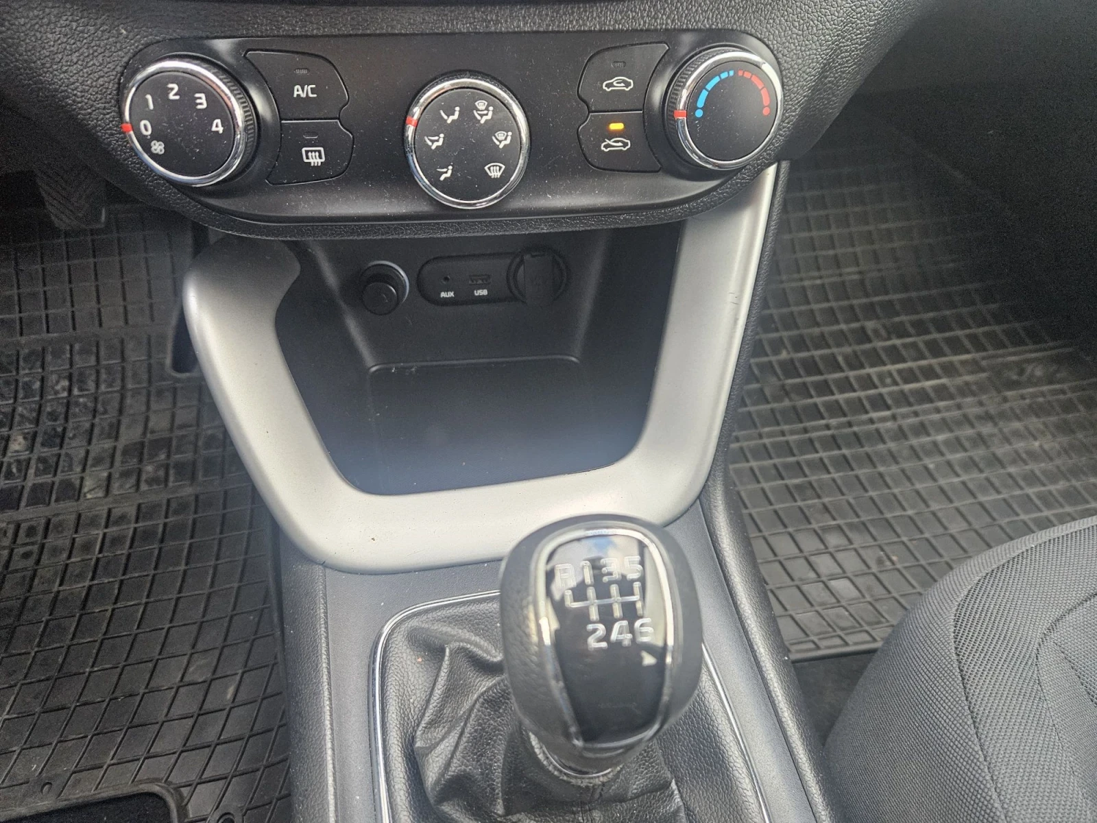 Kia Ceed 1, 4CRDI EVRO 5B, снимка 10 - Автомобили и джипове - 56686957
