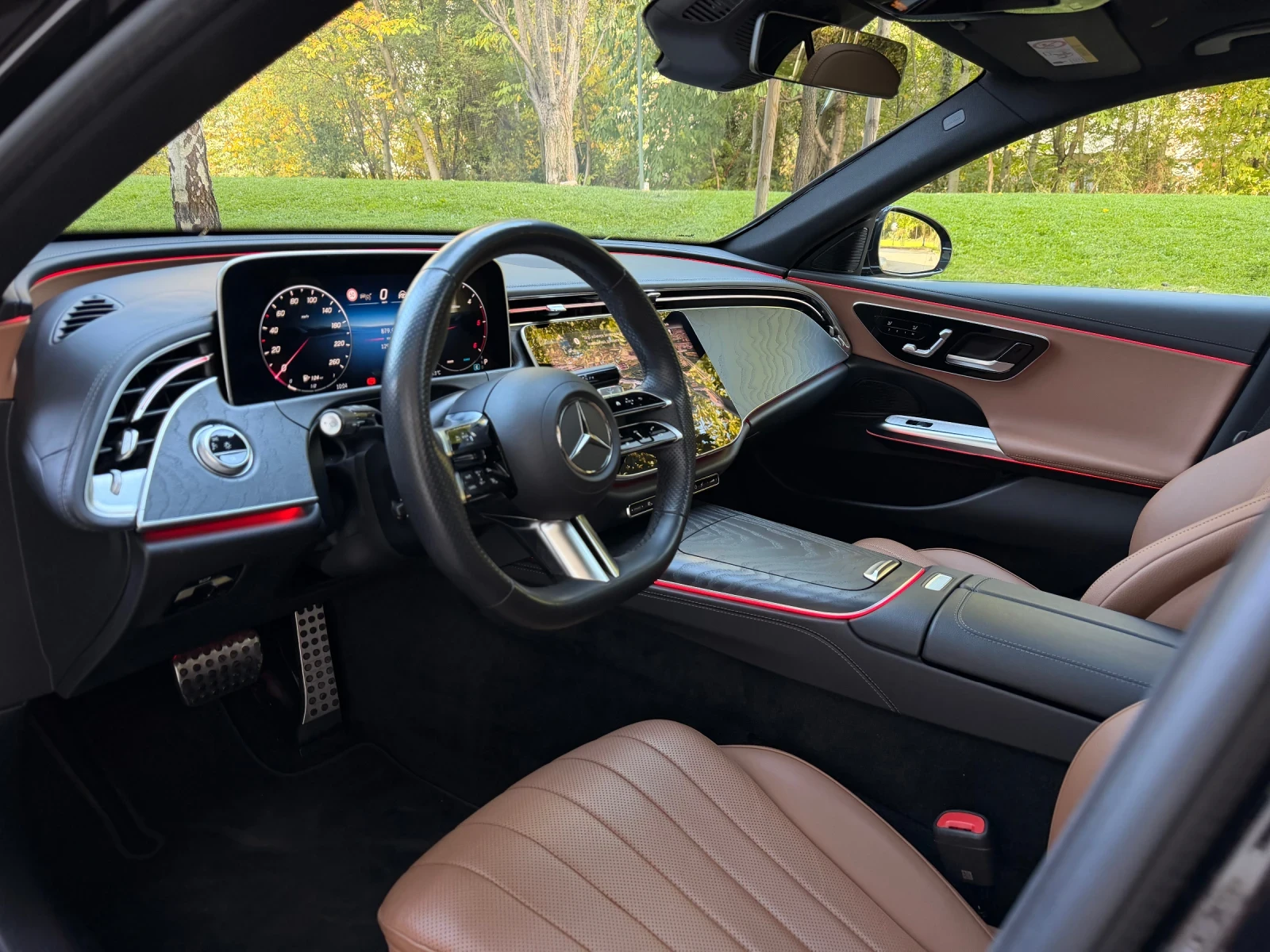 Mercedes-Benz E 220 AMG OPTIC, снимка 9 - Автомобили и джипове - 56718627