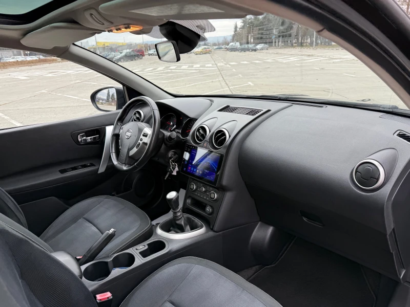 Nissan Qashqai + 2///Navi///Top///6+ 1///, снимка 10 - Автомобили и джипове - 48434135