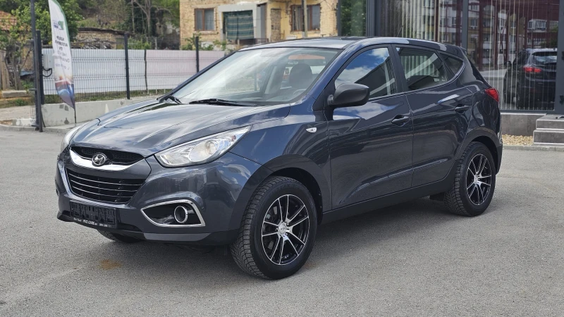 Hyundai IX35 2.0i 4x4 5SP CH-2РИ КОМП. ДЖАНТИ/ГУМИ-ЛИЗИНГ, снимка 3 - Автомобили и джипове - 50349348