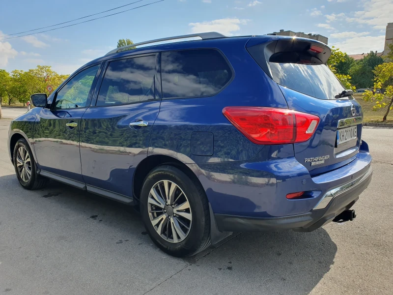 Nissan Pathfinder 3.5i 4WD, снимка 4 - Автомобили и джипове - 51713604