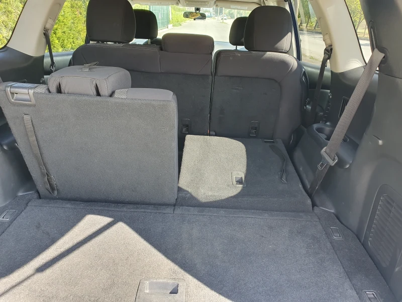 Nissan Pathfinder 3.5i 4WD, снимка 12 - Автомобили и джипове - 51713604