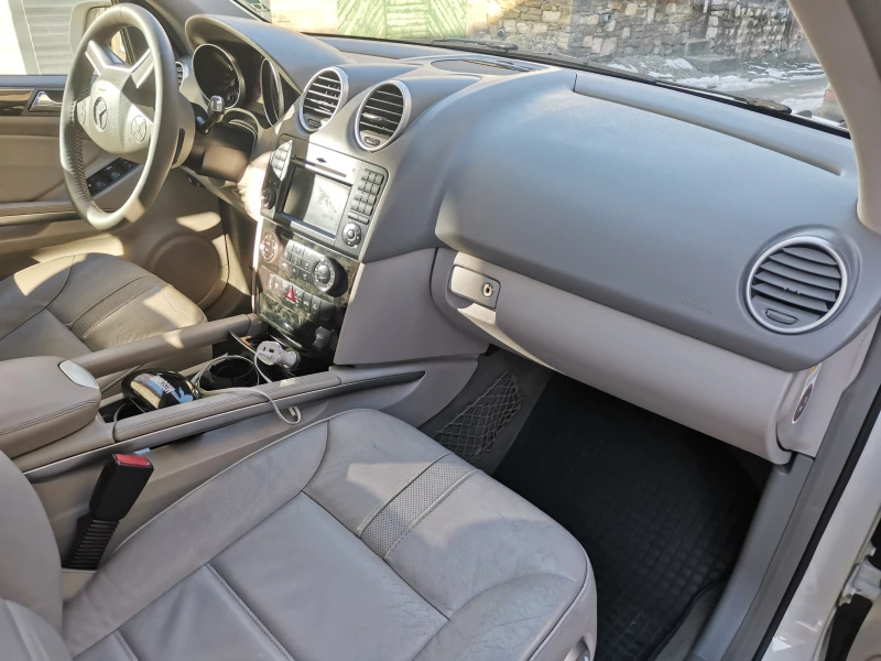 Mercedes-Benz ML 350, снимка 12 - Автомобили и джипове - 53229550