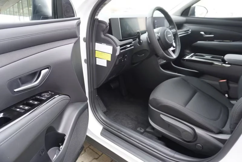 Hyundai Tucson НОВ!/1.6T-GDI/HEV/215HP/KLESS/LED/NAVI/L.ASS./376f - изображение 8